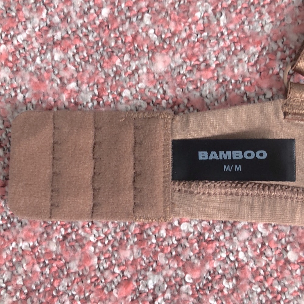 BAMBOO NWOT VINTAGE LOW CUT BRA - Picture 8 of 14